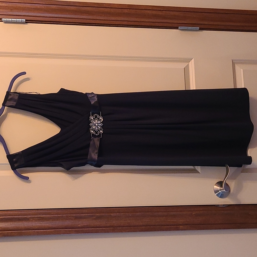 Women's size 12P Scarlett Nite black cocktail dress